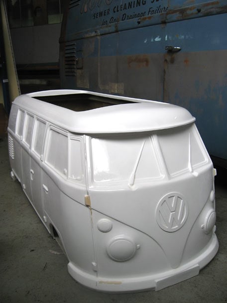 Figuras de resina8 Ficticio de furgoneta Volkswagen en resina y fibra de vidrio