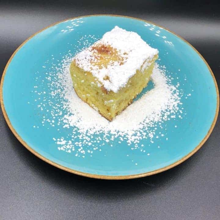 Fluffy Sponge Cake With Apples Recipe
