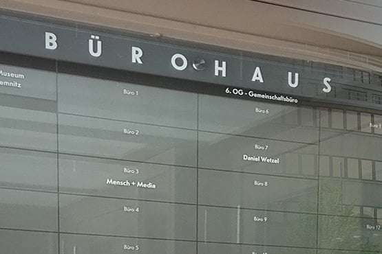 cropped-schocken-wegeleitsystem-future-werbeagentur-2.jpg Dienstleistungen