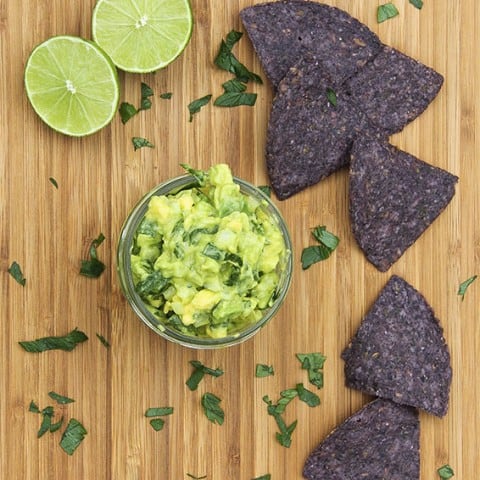 Parsley & Lime Guacamole - delicious gluten-free vegan recipe by Trinity #vegan #guacamole #limes