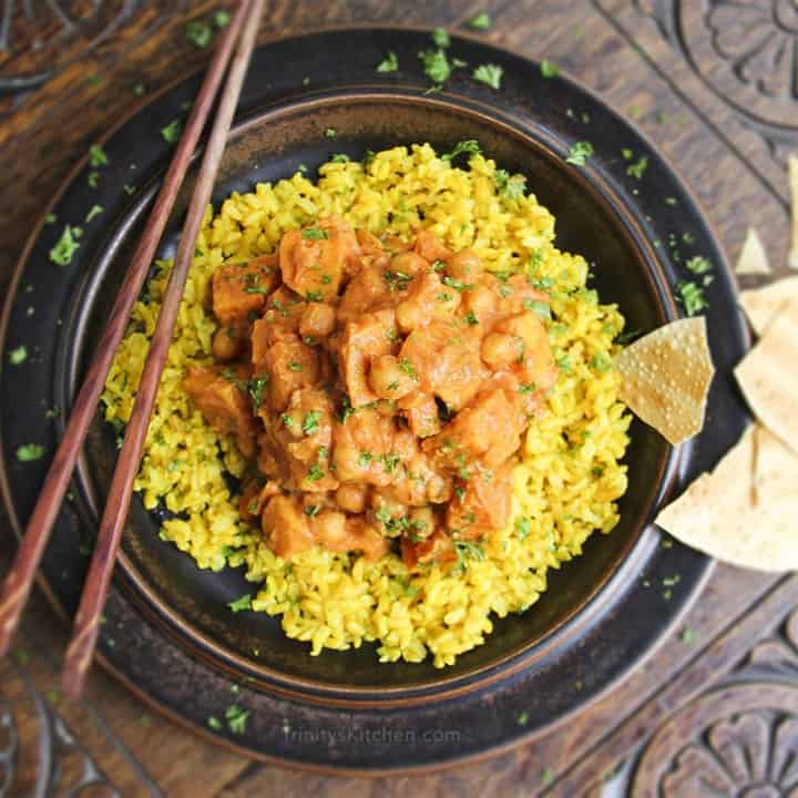 Easy Sweet Potato & Chickpea Vegan Curry decadently delicious and super healthy by Trinity