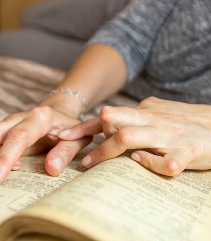 Arthritis Foundation Urges FDA to Expedite Research into CBD