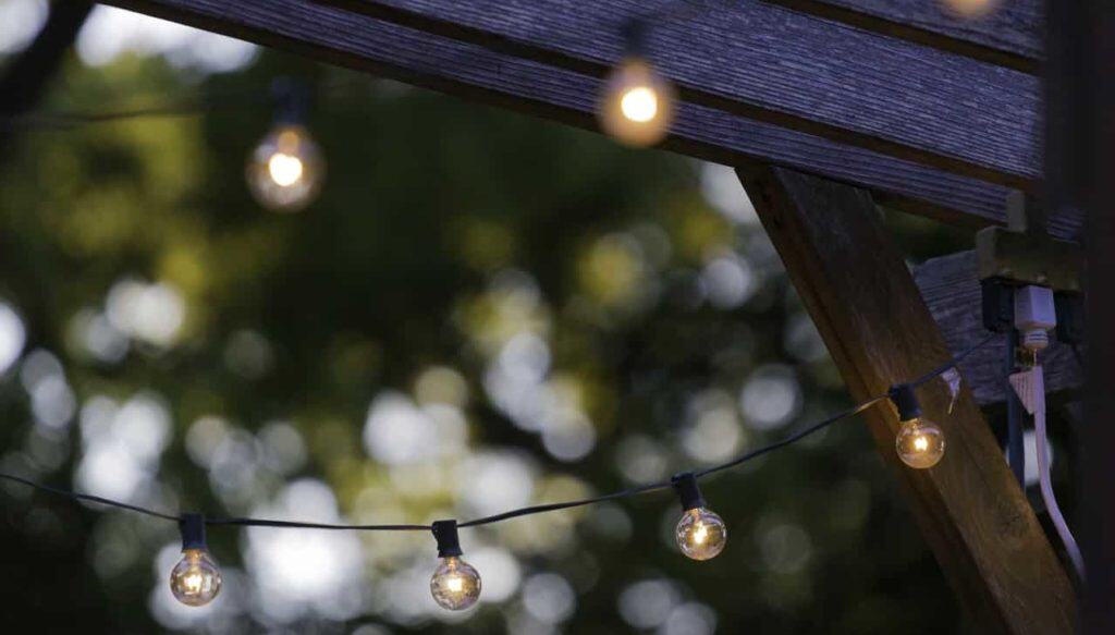 holiday lighting