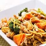 Yakisoba Simples e Fácil