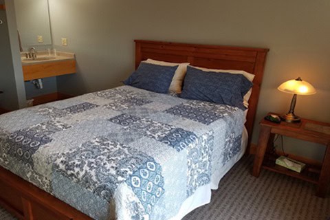 queen bed