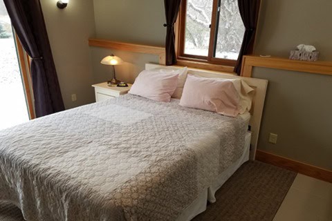 Queen bed
