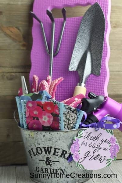 Complete DIY Garden Gift Basket