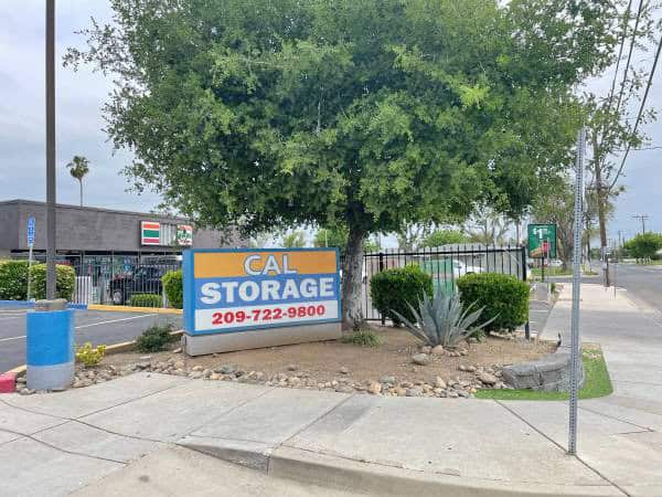 Storage Unit Rates and Availability
