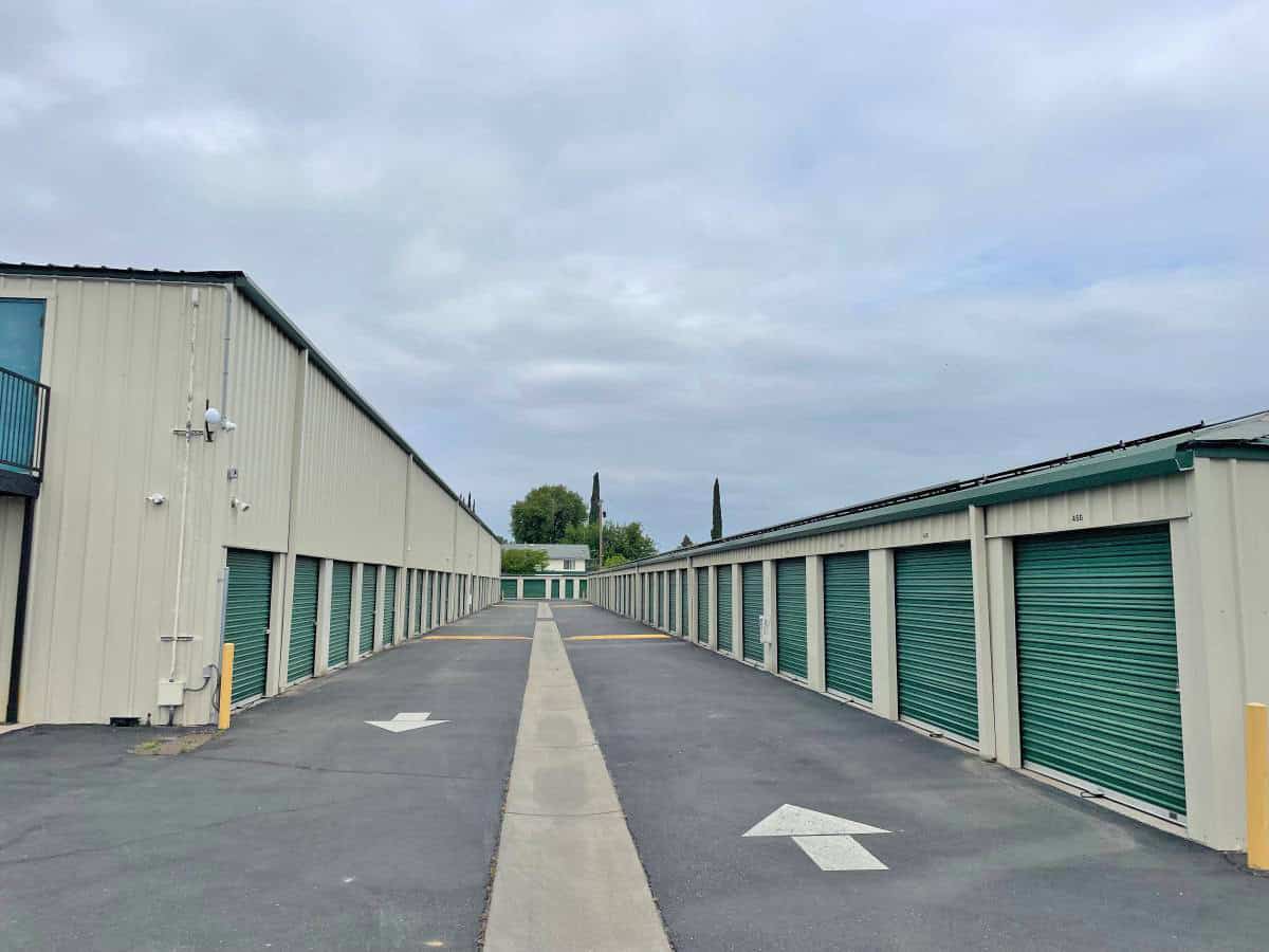Storage Unit Rates and Availability