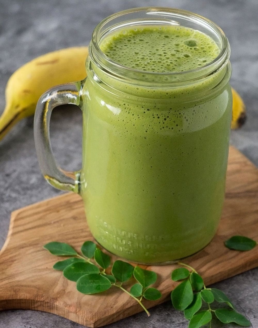 Moringa powder smoothie