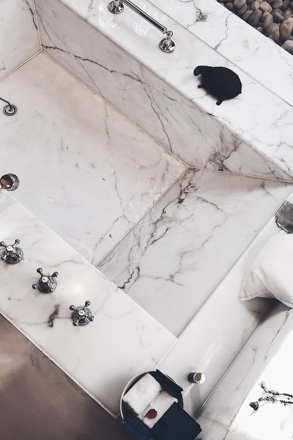 The Oberoi Rajvilās Marble Sunken Bath
