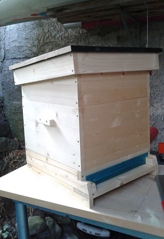 Simple Langstroth Bee Hive