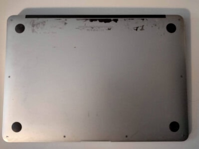 MacBookaAirバッテリー交換 自分でやったら失敗した理由