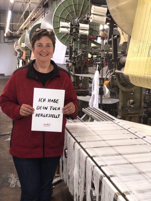 Unsere Mission • Ökologische und soziale Nachhaltigkeit 4 Unsere Mission: Lokale Fair Trade Produktion nakt Abschminktuch