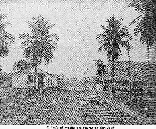 Entrada a la estación de ferrocarril de San José