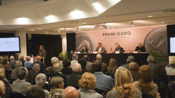 El Premi Iluro Celebra La 60 Edició Obrint-se A Tot El Territori I Ampliant La Temàtica | Ràdio Calella Televisió