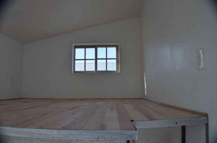 Bed loft, roomy enough for my king size