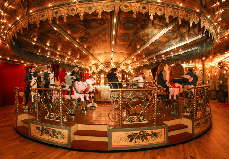 Foto: Europa-Park, Historisches Karussell "Eden Palladium"