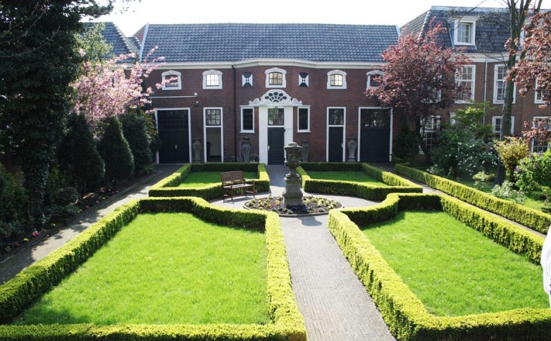 yard 348589 960 720
