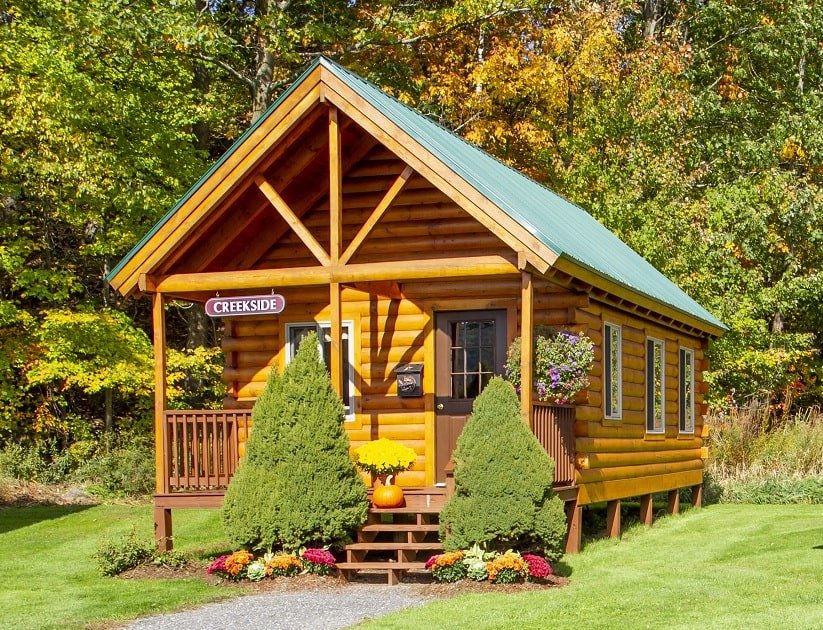 Creekside Small Cabin
