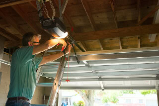 Garage Door Opener Repair in Cuyahoga Falls Ohio Garage Door Opener Repair in Cuyahoga Falls Ohio