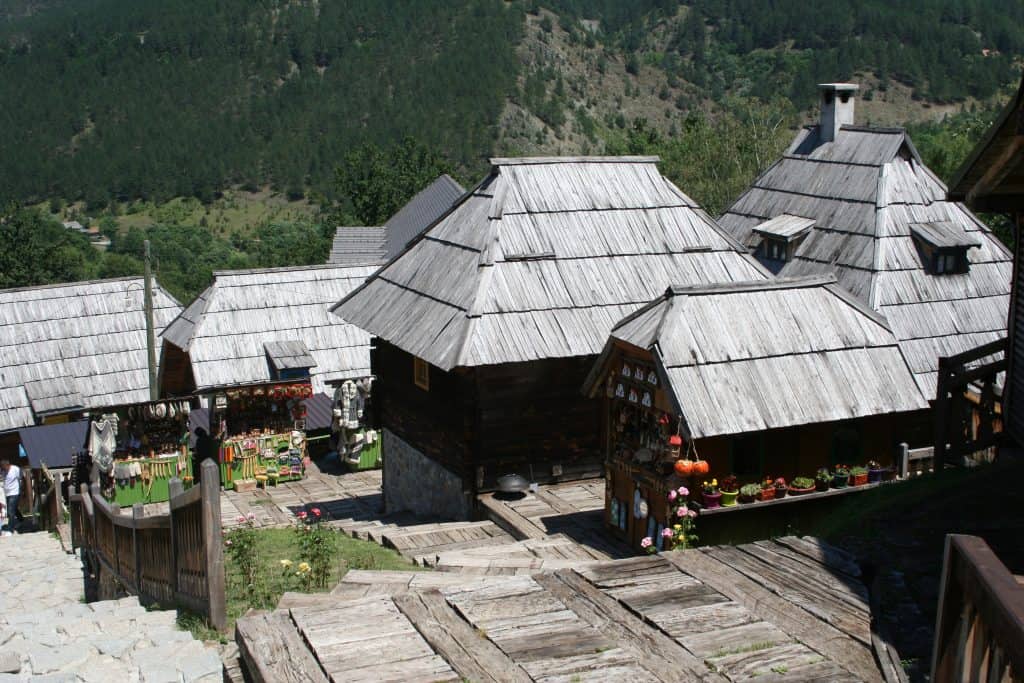 Drvengrad-Mećavnik