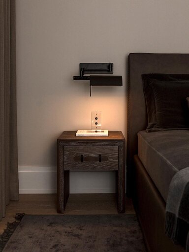 The light switches blend into the timeless surroundings at the showroom in Berlin-Grunewald