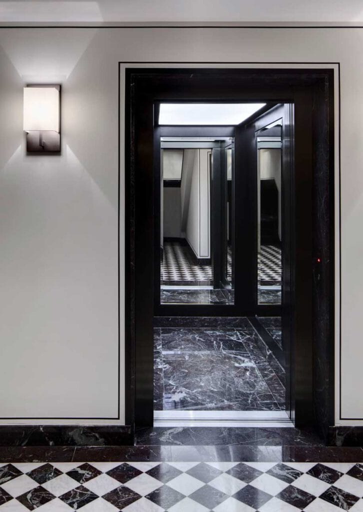 Elevator design in Dusseldorf.