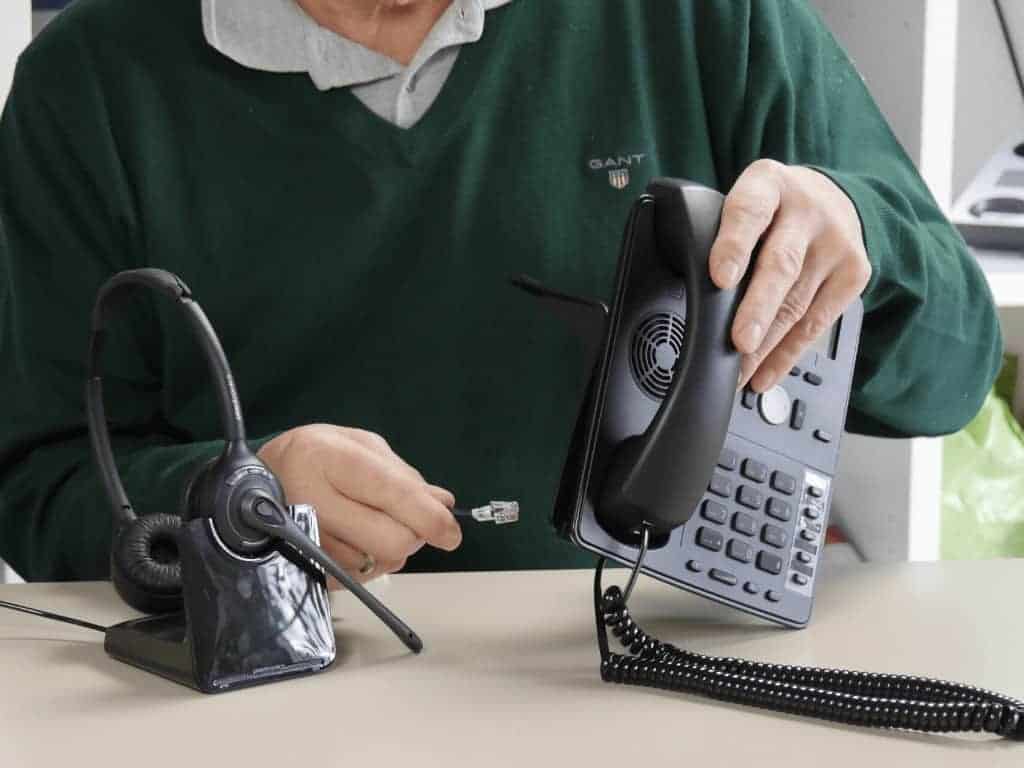 Headset an Festnetztelefon anschliessen
