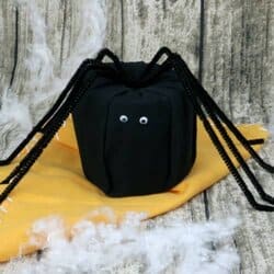 toilet paper spider craft