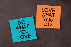 Download your free how-to guide for parents on helping your child get accepted to med school !