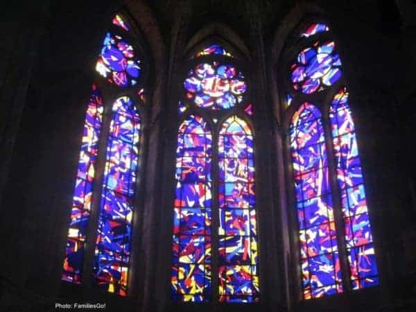 Knoebbel windows at notre dame cathedral, reims