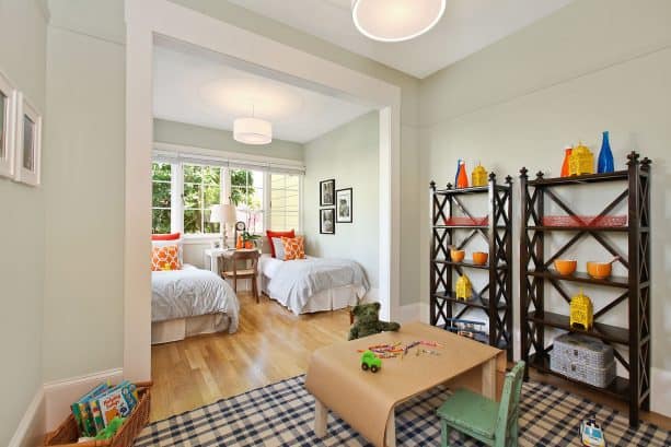 eclectic kids' bedroom with Benjamin Moore silver marlin 2139-50 wall paint color