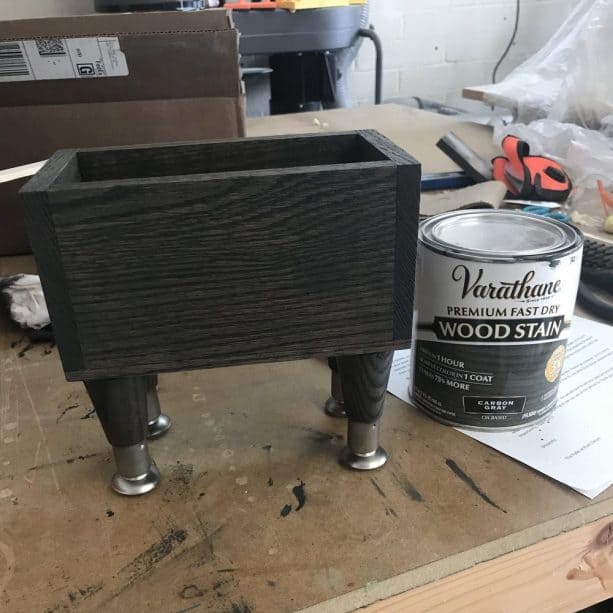 the use of Varathane Fast Dry Carbon Gray on wood planter