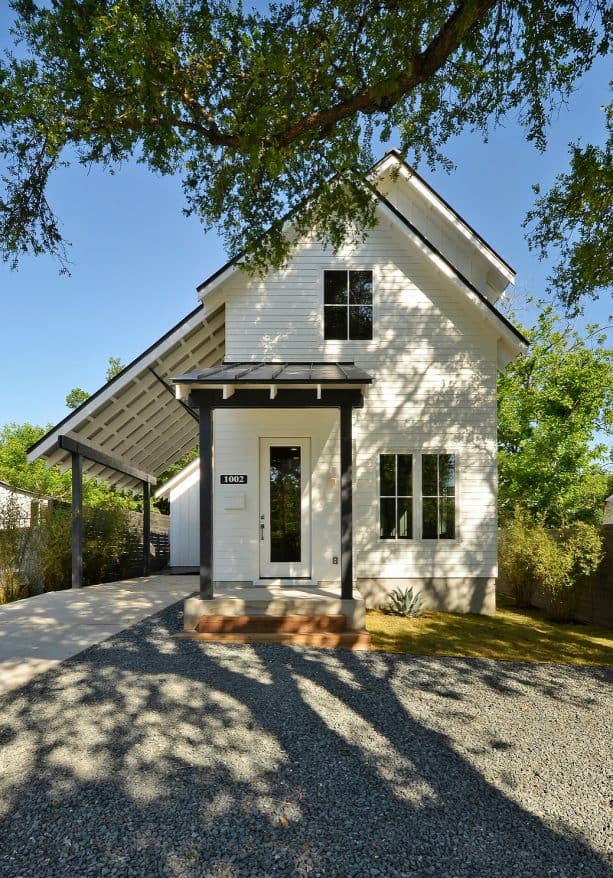 a shed-style carport as a pair for the saltbox-roofed house
