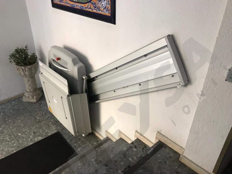 Platarforma salvaescaleras recta SUPRA LINE