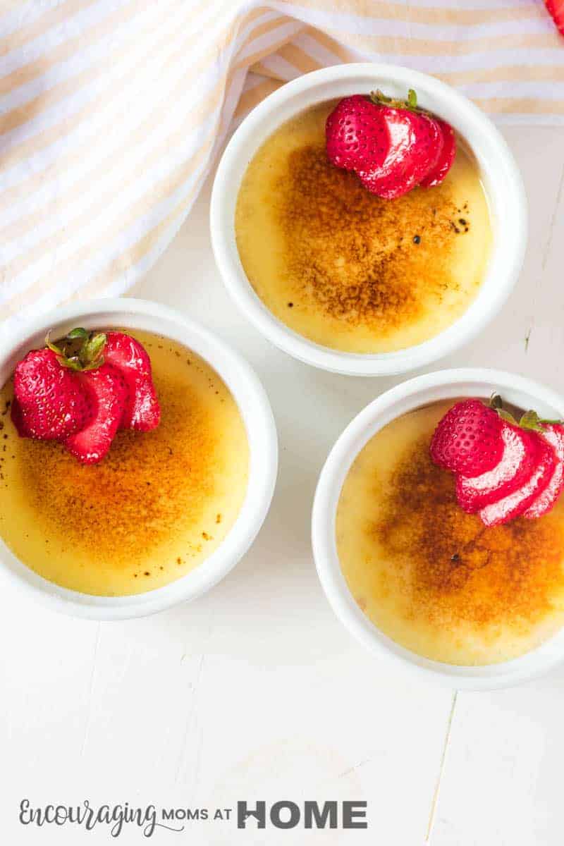 Best Pressure Cooker Creme Brulee With Strawberry Compote