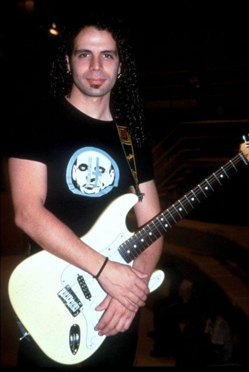 Yo Lo+Plus clases de guitarra online