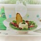 Burrata em Leito de Rúcula com Azeitonas Pretas, Tomate Italiano, Pesto de Ervas com Siciliano