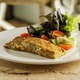 Omelete de Brócolis, Ervilhas Frescas e Queijo Minas ao Aroma de Tomilho Fresco