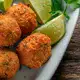 BOLINHO DE CARNE DO SOL