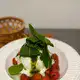 Burrata de Tomate Confitado e Pesto