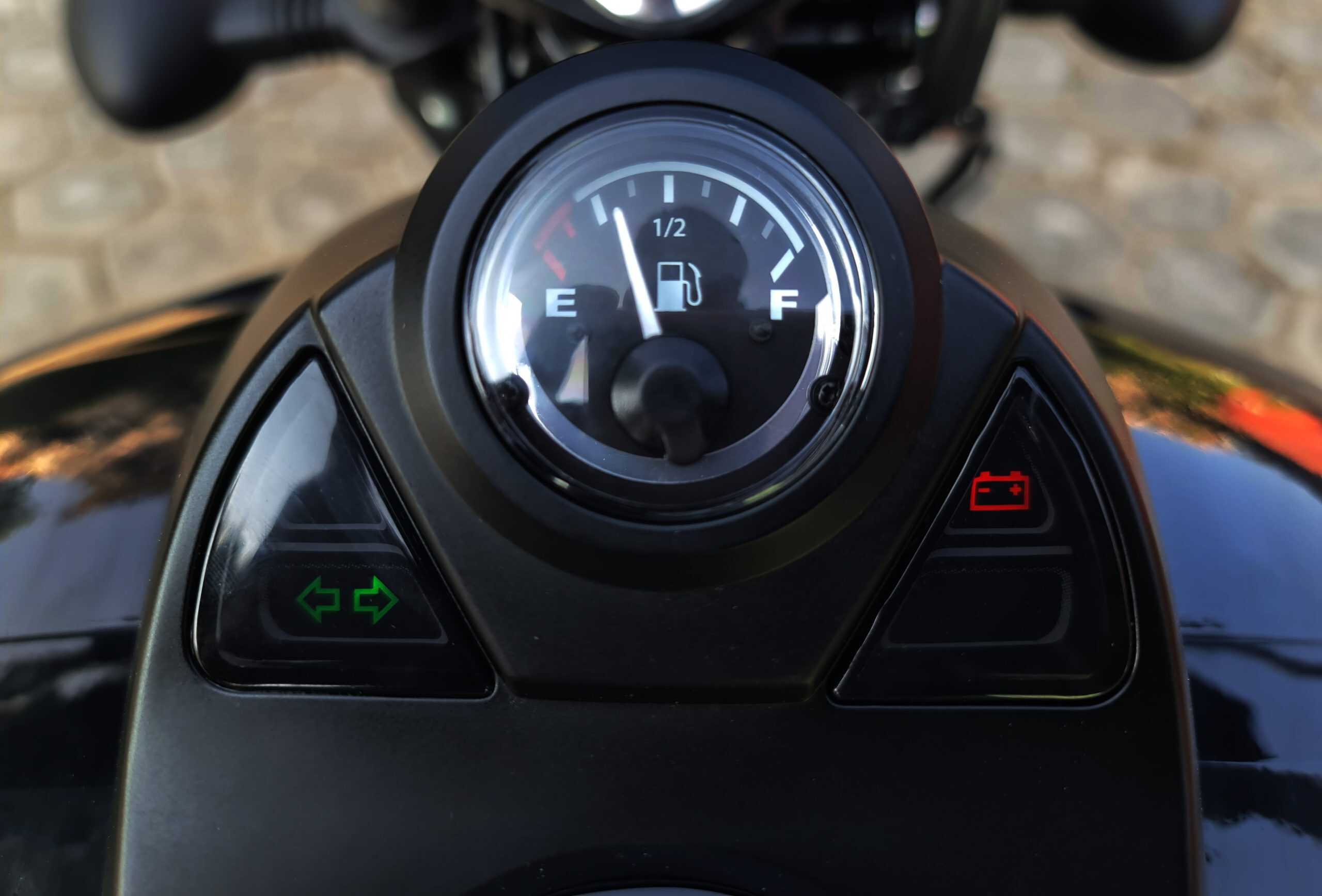 Bajaj Avenger 160 ABS Street Indicators