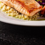 Teppan Yaki de salmão     R$89