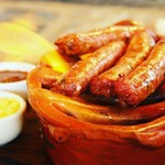 De cordeiro, flambada em cachaça artesanal