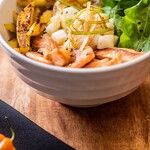 84 - Salada Salmão Agridoce