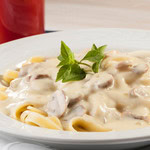 Fettucine com creme de champignons