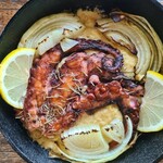 タコのグリル ひよこ豆のタルトゥフィ添え