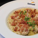 Risoto de camarão com crispy de bacon