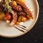 Polvo e Romesco 